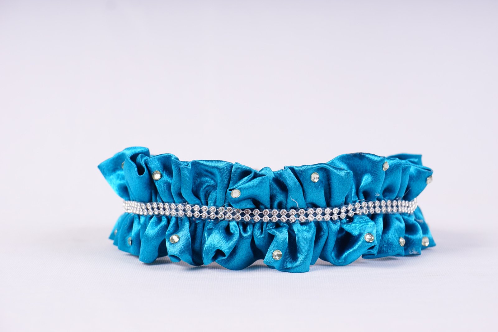 Heaven Frill Satin Hairband | Handmade Cloth Hair Accessory with Ribbon & Lace for Women & Girls - Image 3